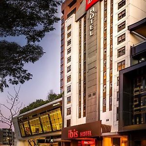 Ibis Melbourne Hotel And Apartments